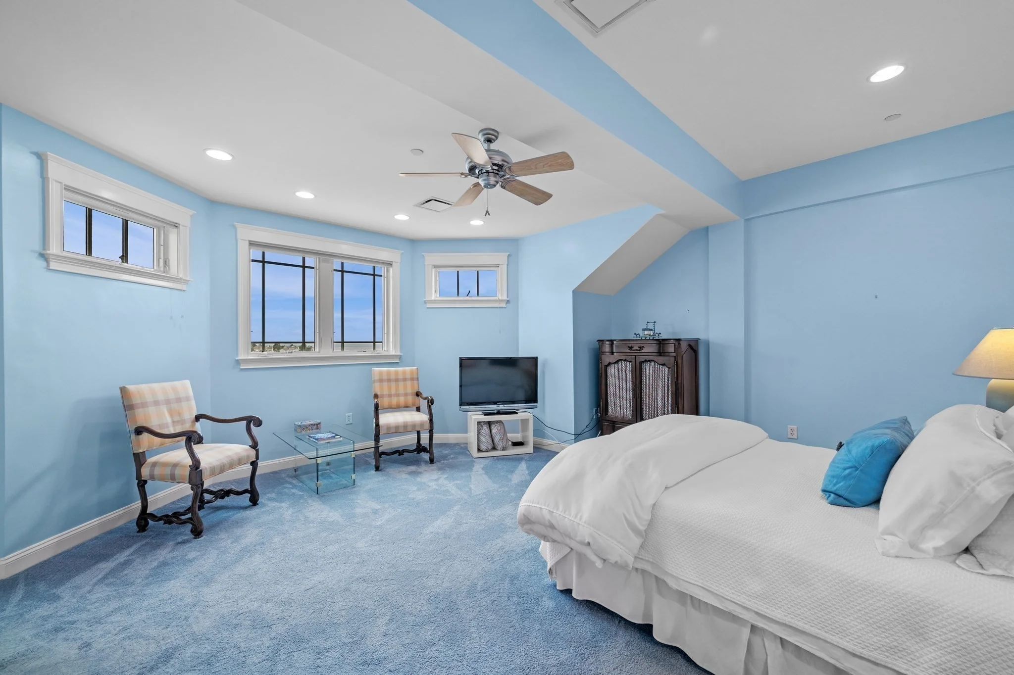 3 bed, 3 bath apartment for rent at 225 Humphrey St Unit 8, Olmsted Historic District — photo 19 of 33