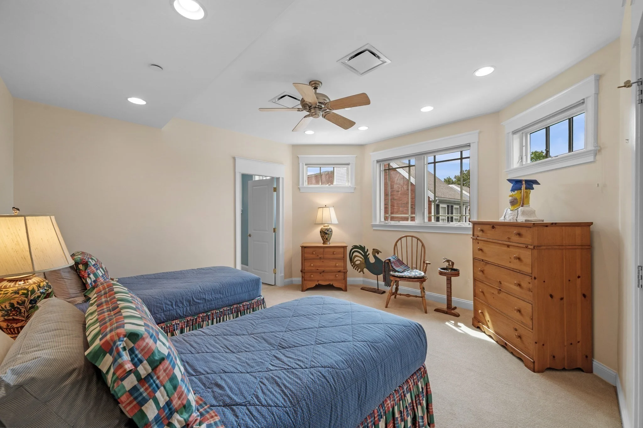 3 bed, 3 bath apartment for rent at 225 Humphrey St Unit 8, Olmsted Historic District — photo 26 of 33