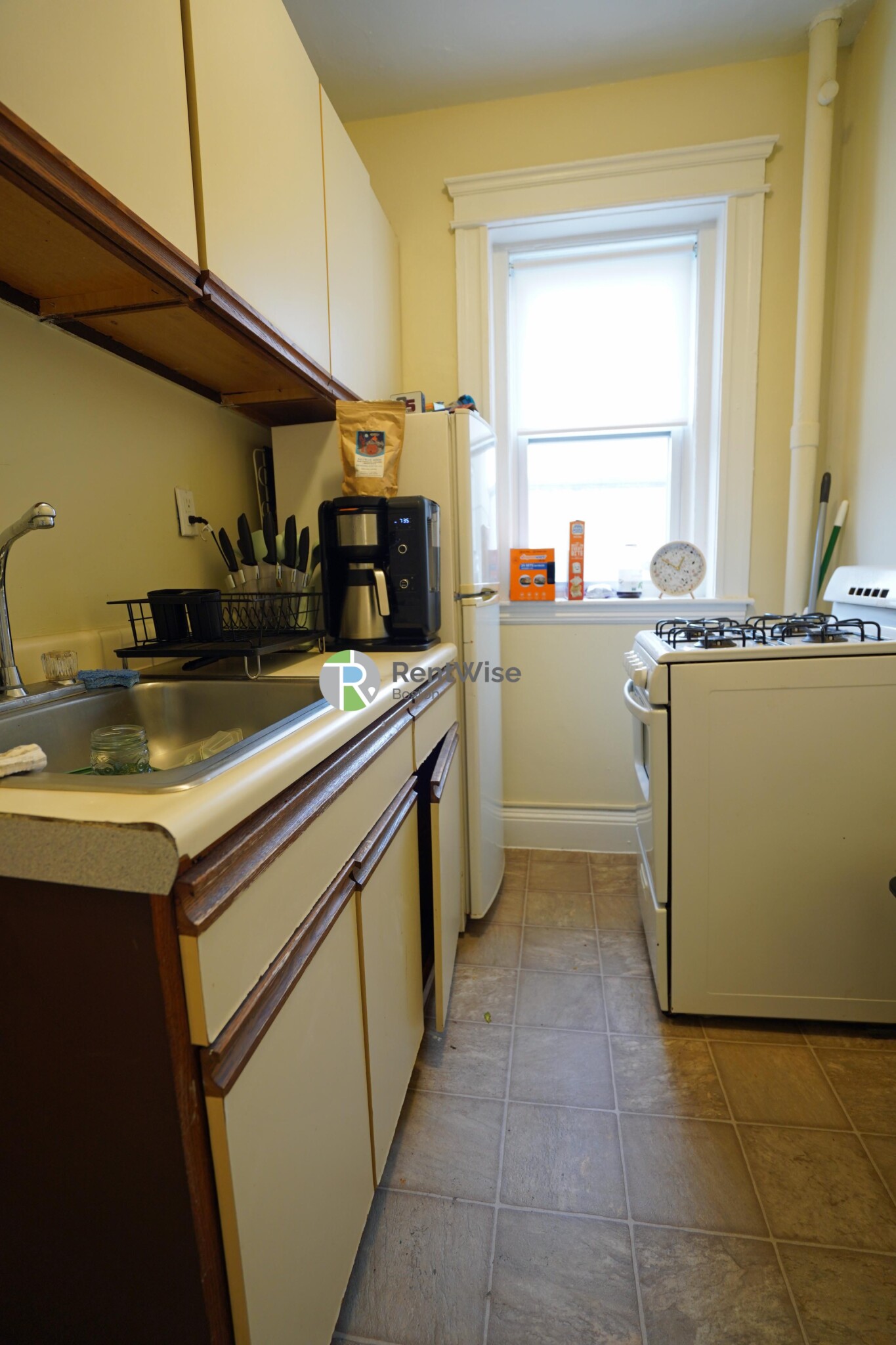 Studio bed, 1 bath apartment for rent at 225 Kelton St Unit 17, Allston — photo 10 of 16