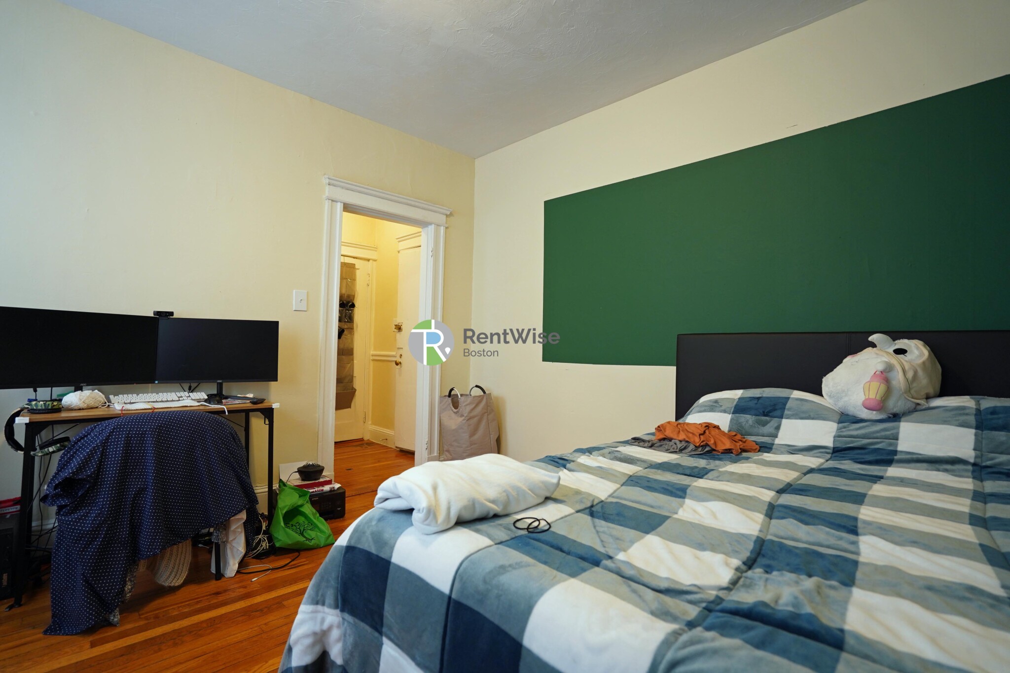 Studio bed, 1 bath apartment for rent at 225 Kelton St Unit 17, Allston — photo 4 of 16