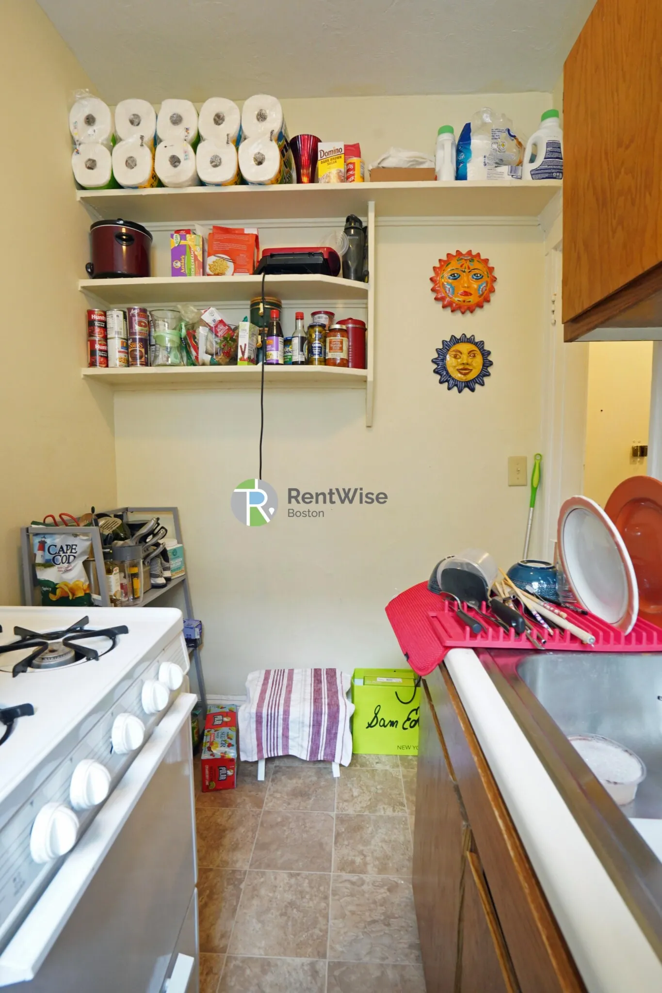 Studio bed, 1 bath apartment for rent at 225 Kelton St Unit 2, Allston — photo 7 of 13