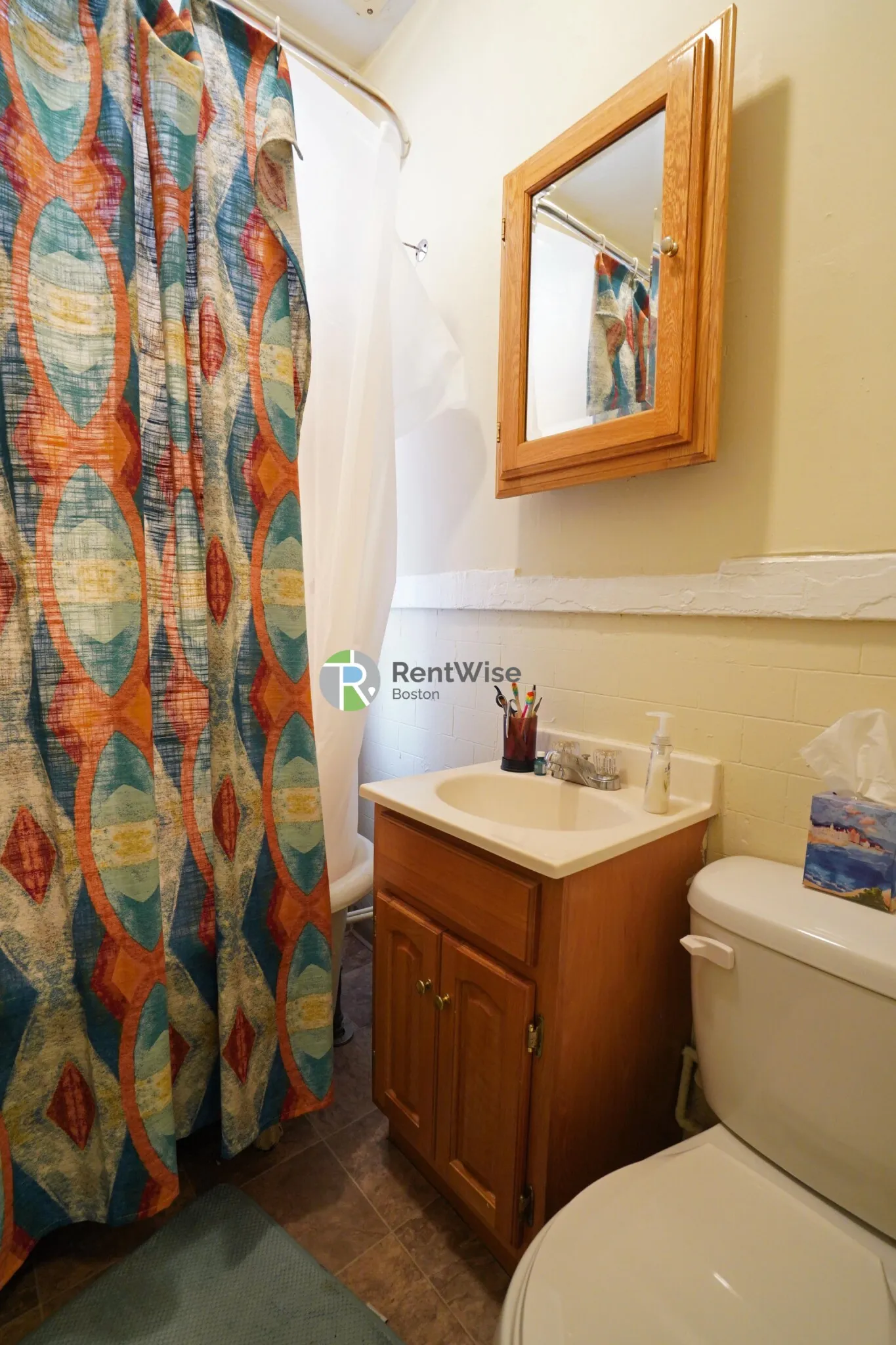 Studio bed, 1 bath apartment for rent at 225 Kelton St Unit 2, Allston — photo 4 of 13