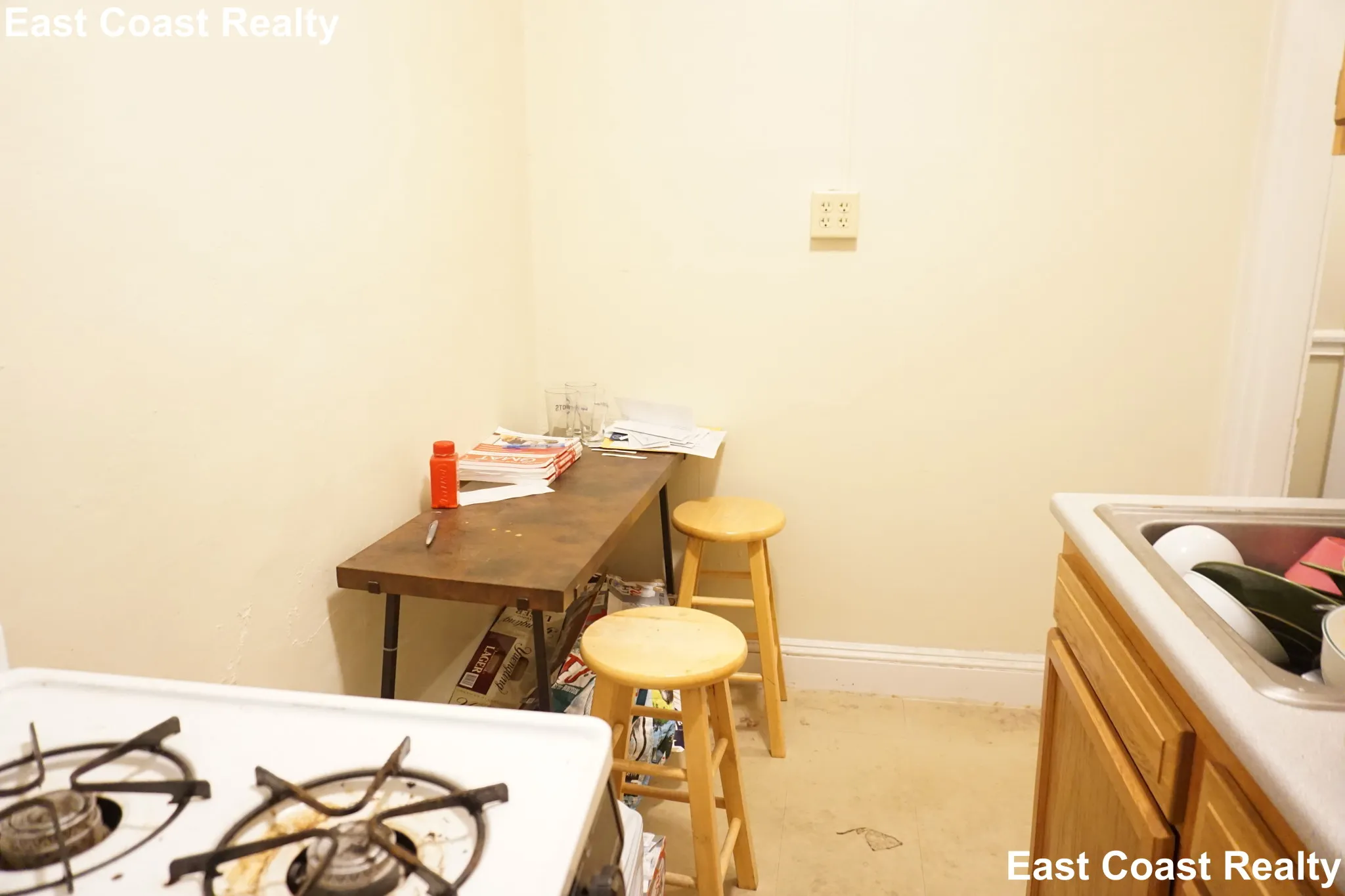 Studio bed, 1 bath apartment for rent at 225 Kelton St Unit 9, Allston — photo 2 of 10