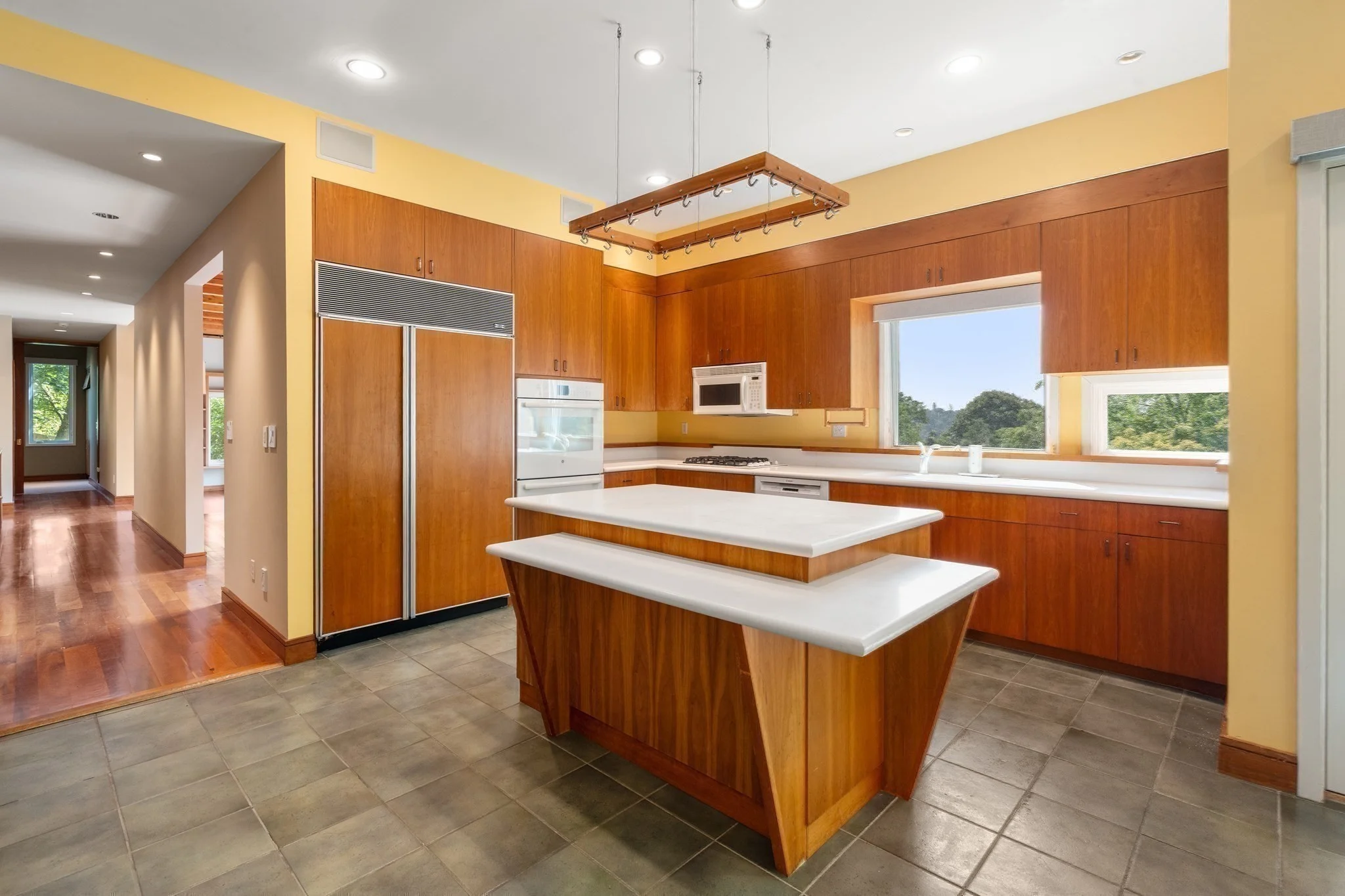 5 bed, 3 bath apartment for rent at 225 Kenrick St Unit 225, Newton Corner — photo 14 of 37