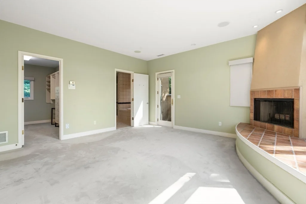 5 bed, 3 bath apartment for rent at 225 Kenrick St Unit 225, Newton — photo 19 of 37