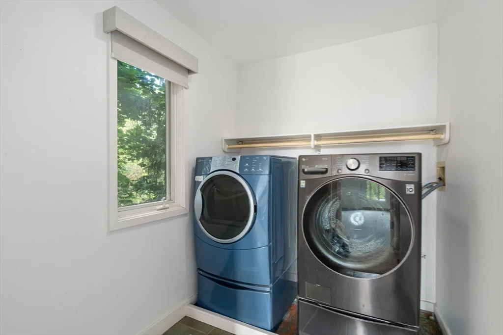 5 bed, 3 bath apartment for rent at 225 Kenrick St Unit 225, Newton — photo 26 of 37