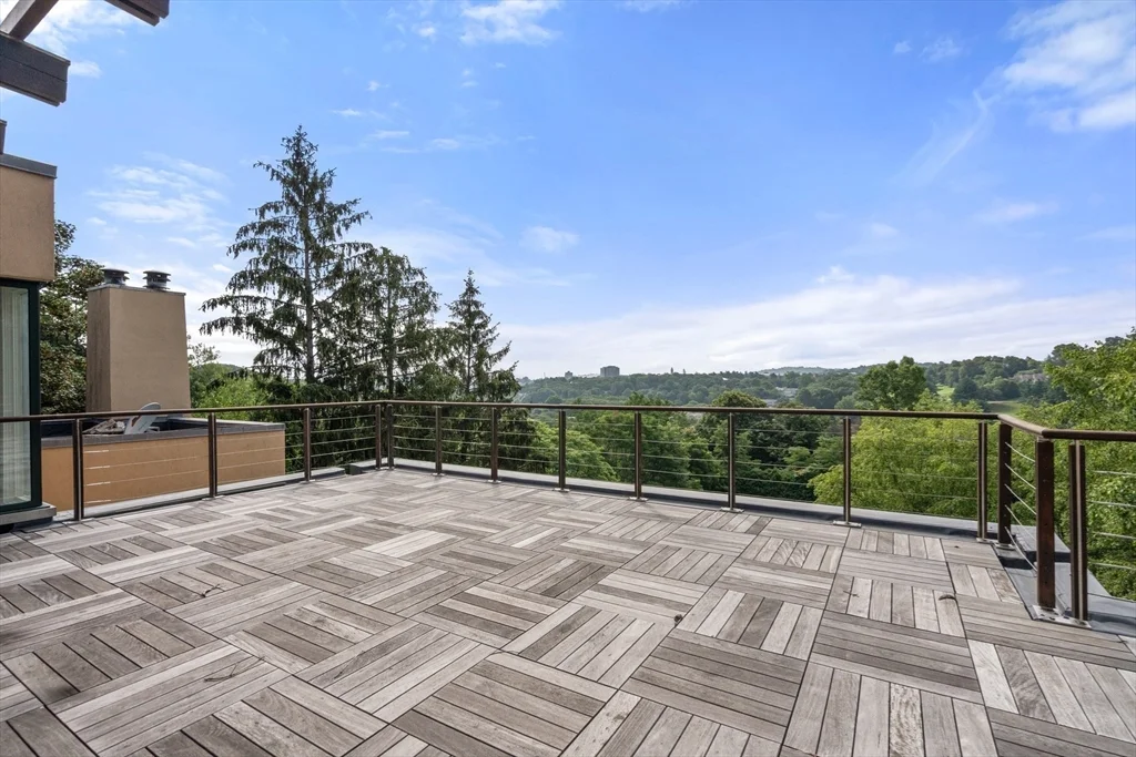 5 bed, 3 bath apartment for rent at 225 Kenrick St Unit 225, Newton — photo 31 of 37