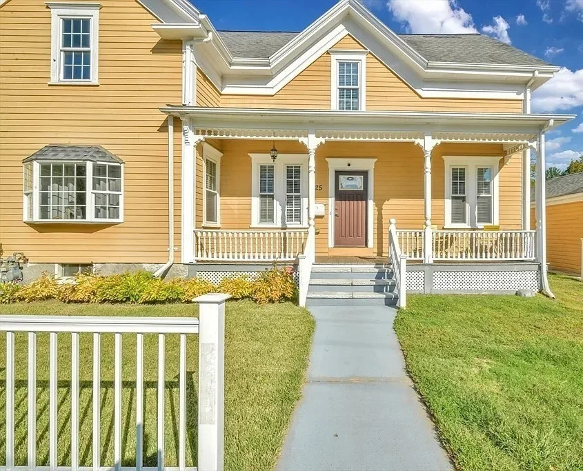 3 bed, 2 bath apartment for rent at 225 Main St Unit 1, North Easton