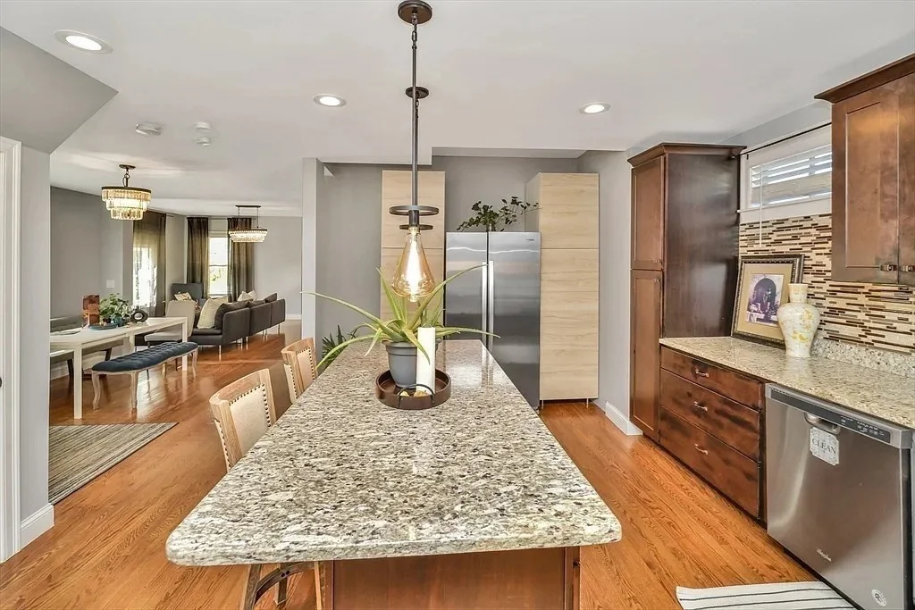 3 bed, 2 bath apartment for rent at 225 Main St Unit 1, North Easton — photo 11 of 13