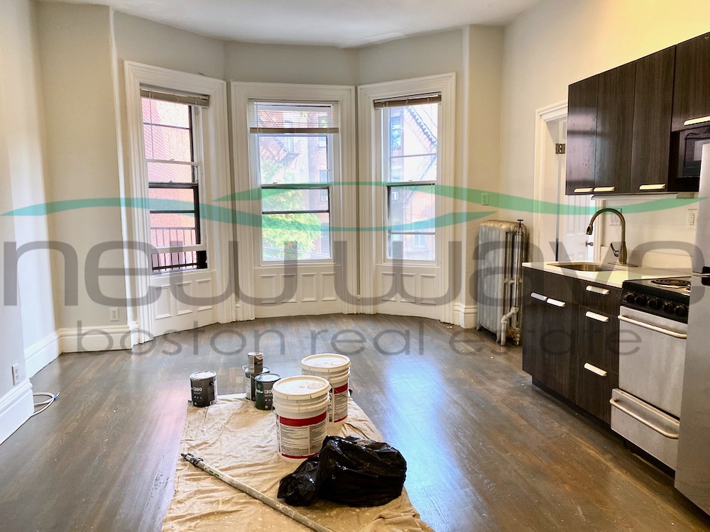 1 bed, 1 bath apartment for rent at 225 Newbury St Unit 2R, Back Bay — photo 2 of 15