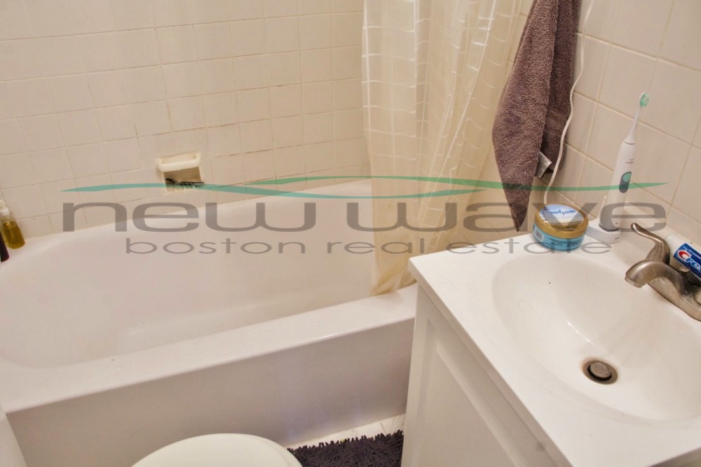 1 bed, 1 bath apartment for rent at 225 Newbury St Unit 2R, Back Bay — photo 11 of 15