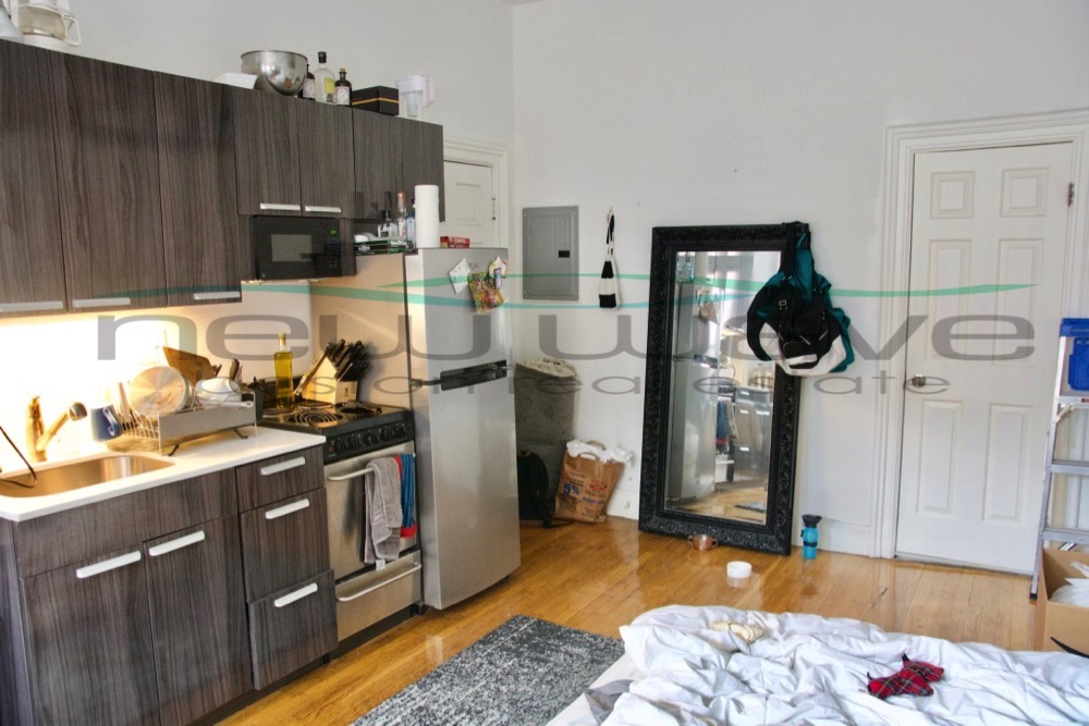 1 bed, 1 bath apartment for rent at 225 Newbury St Unit 2R, Back Bay — photo 13 of 15