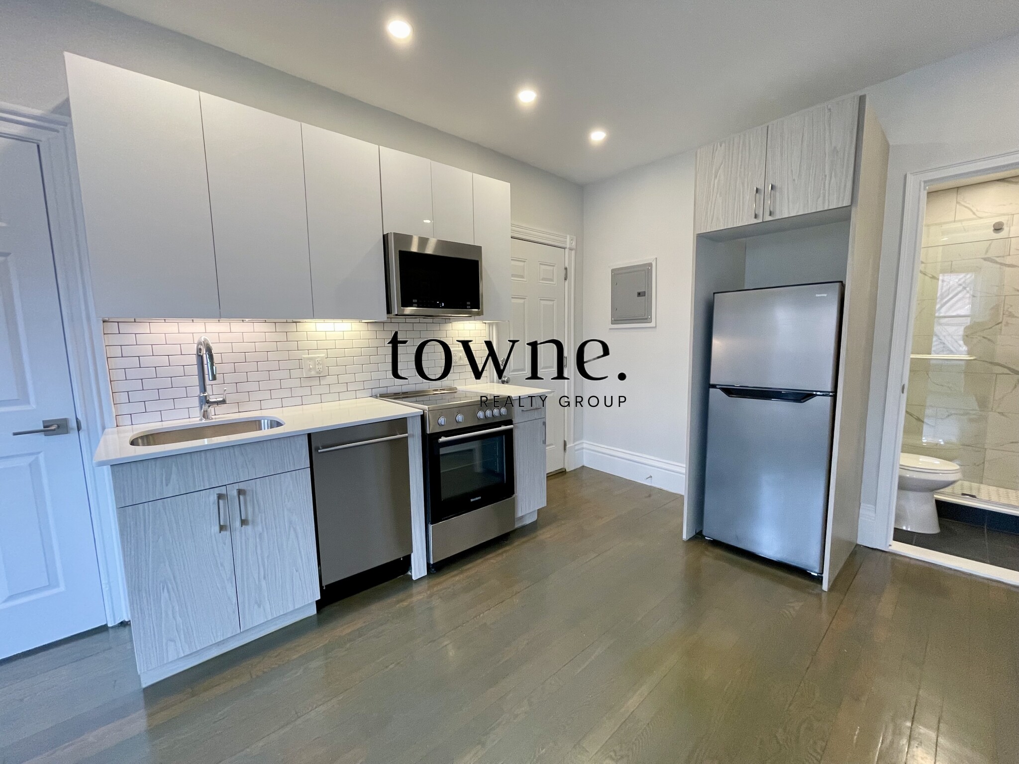 1 bed, 1 bath apartment for rent at 225 Newbury St Unit 3, Back Bay — photo 6 of 10