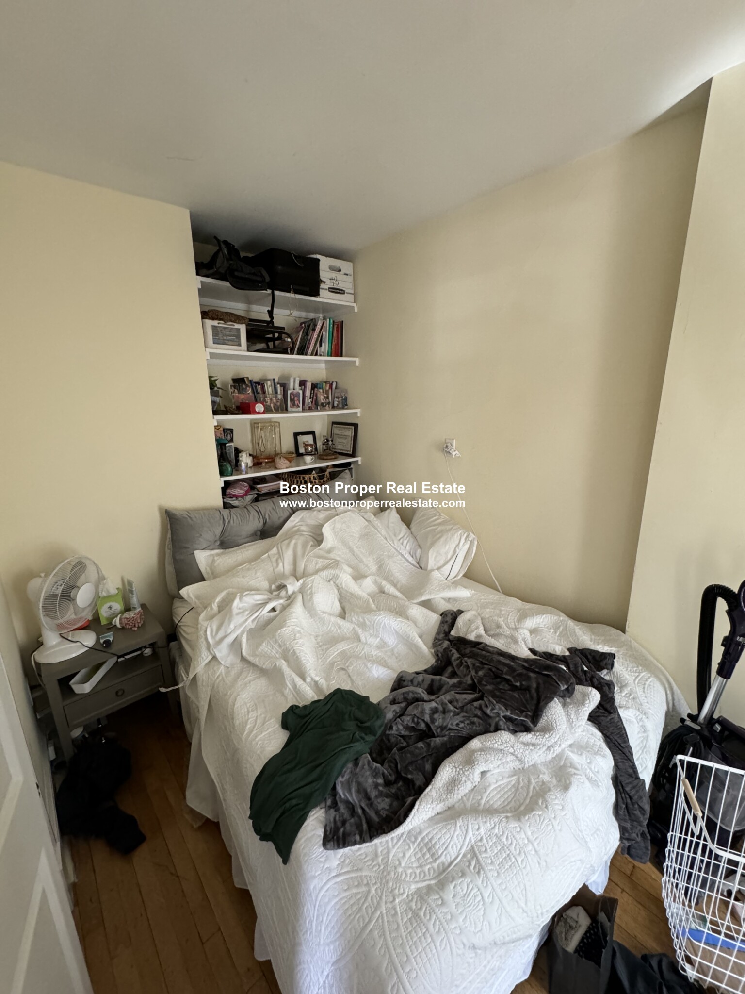 1 bed, 1 bath apartment for rent at 225 Newbury St Unit 301, Back Bay — photo 5 of 6