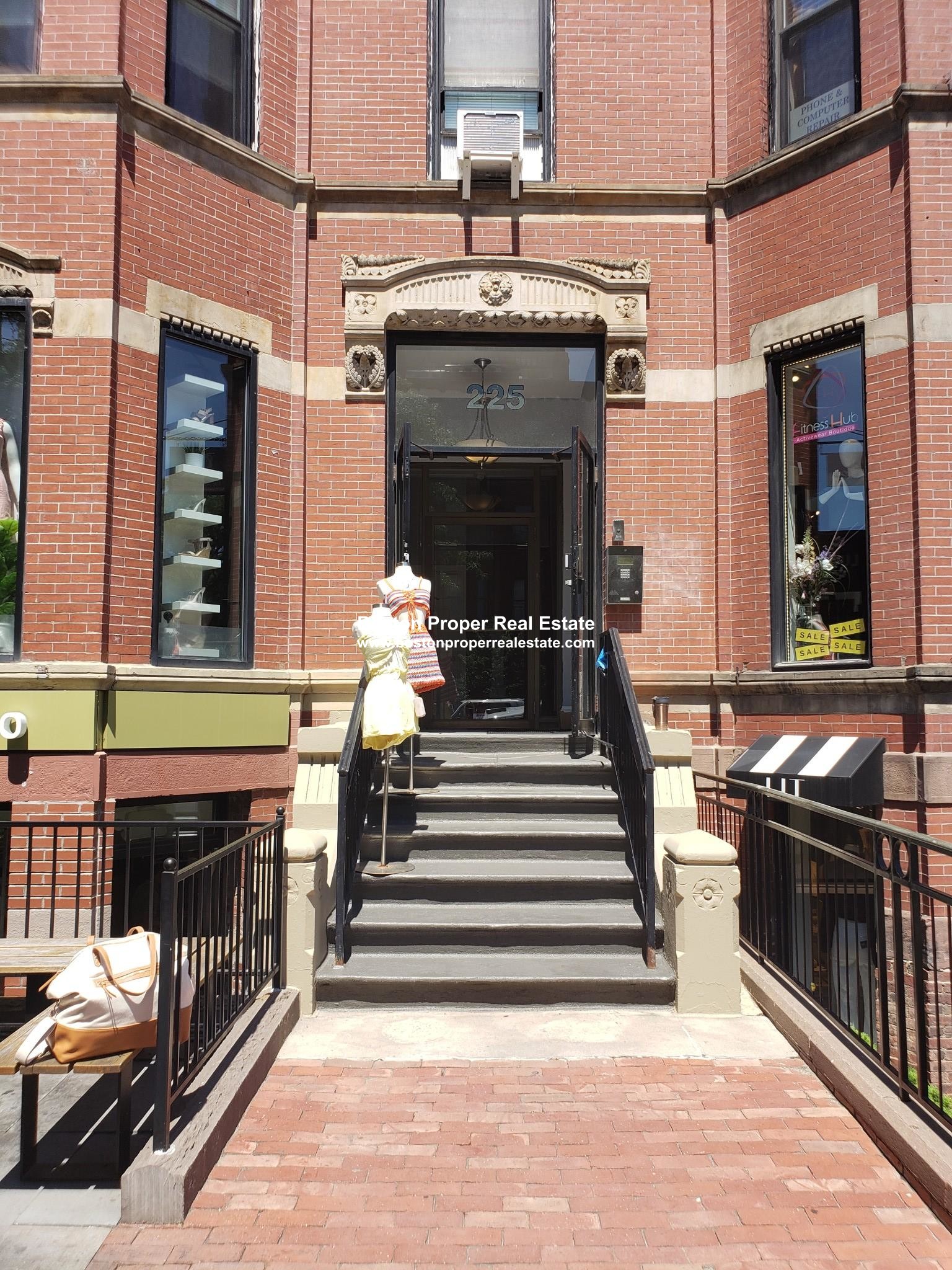 1 bed, 1 bath apartment for rent at 225 Newbury St Unit 3B, Back Bay — photo 13 of 13