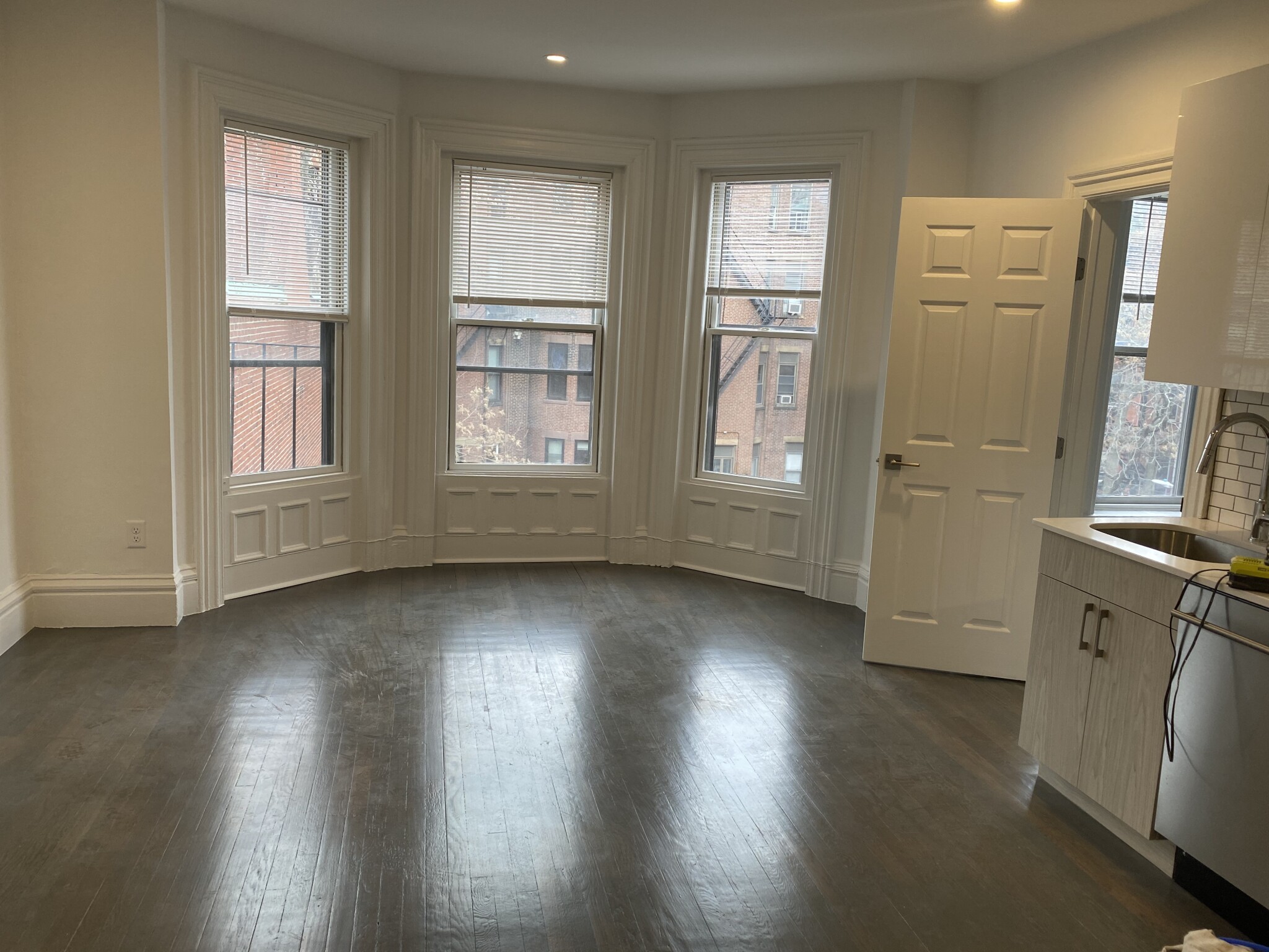 1 bed, 1 bath apartment for rent at 225 Newbury St Unit 3B, Back Bay — photo 7 of 13