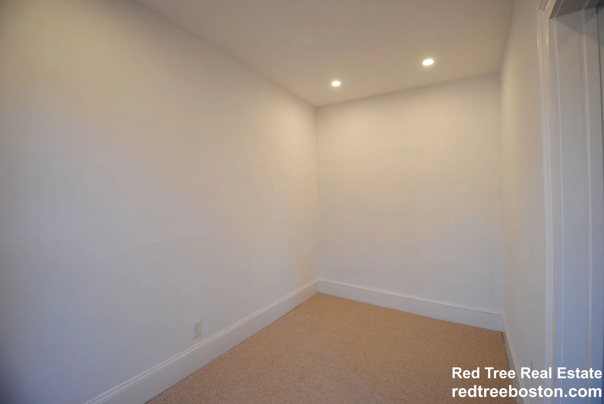 1 bed, 1 bath apartment for rent at 225 Newbury St Unit 3R, Back Bay — photo 4 of 10