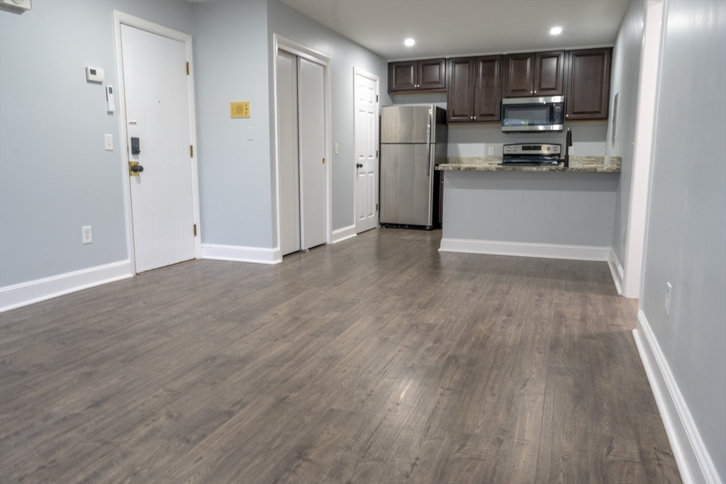 2 bed, 1 bath apartment for rent at 225 South Main St Unit 10, Haverhill — photo 2 of 26
