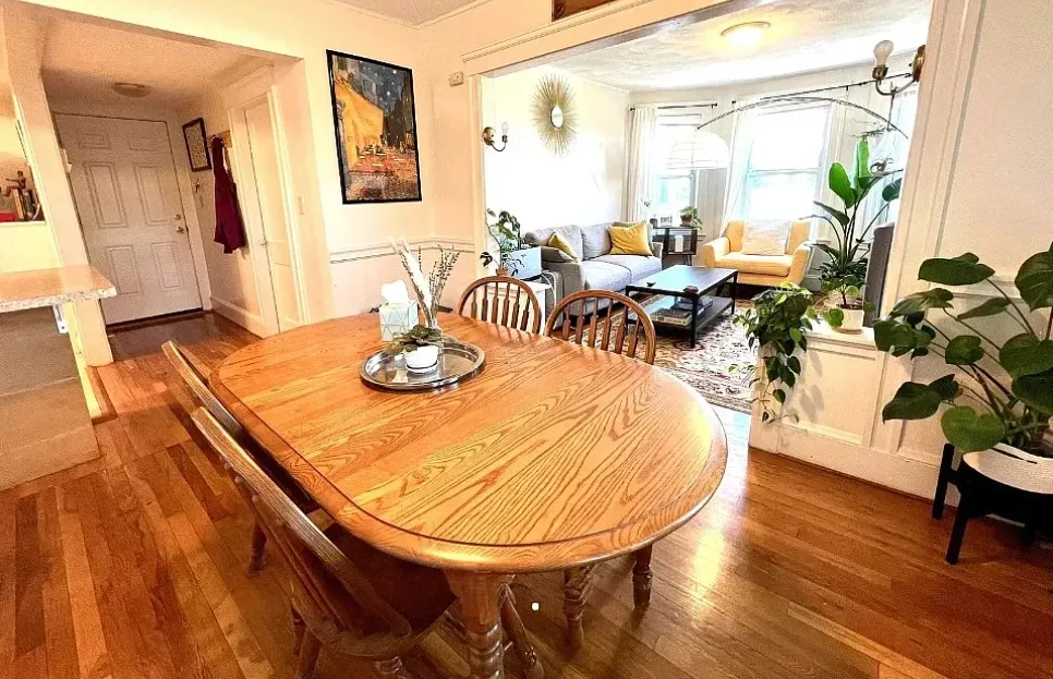 3 bed, 1 bath apartment for rent at 225 Summer St Unit 3L, Spring Hill — photo 3 of 16