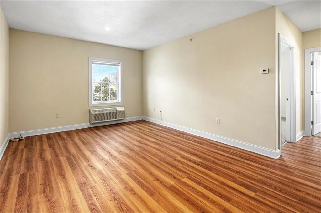 2 bed, 2 bath apartment for rent at 225 West Squantum Unit 204, Montclair — photo 5 of 11