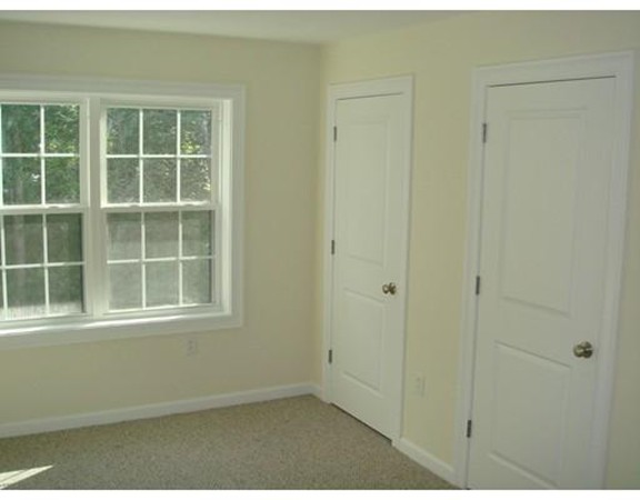 2 bed, 2 bath apartment for rent at 225 West Squantum Unit 302, Montclair — photo 3 of 4