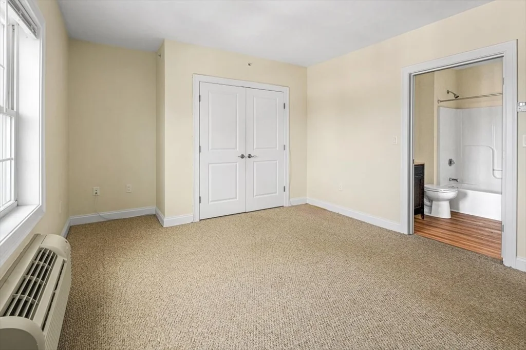 2 bed, 2 bath apartment for rent at 225 West Squantum Unit 303, Montclair — photo 5 of 6