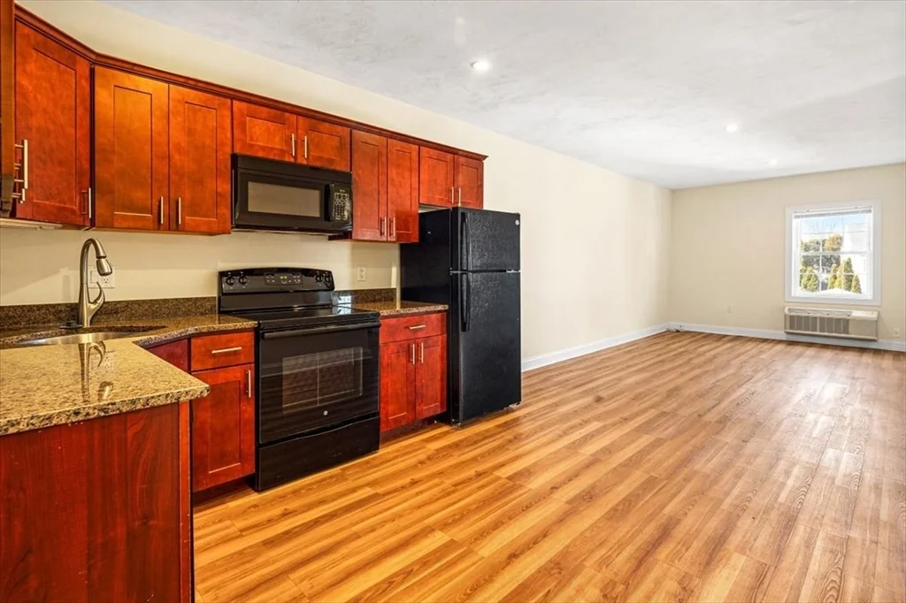 2 bed, 2 bath apartment for rent at 225 West Squantum Unit 303, Montclair — photo 3 of 6
