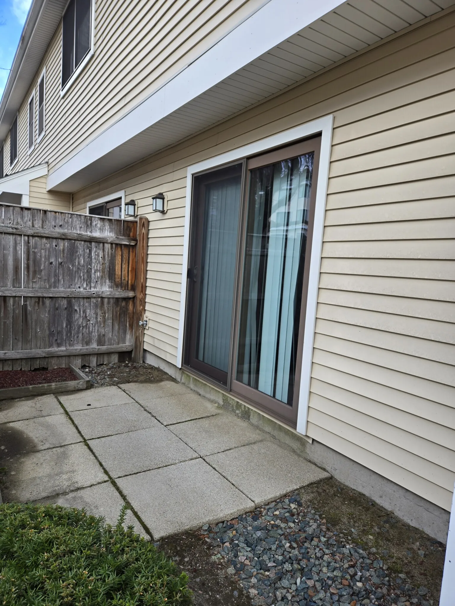 2 bed, 1.5 bath apartment for rent at 2251 Washington St Unit 1, Newton Lower Falls — photo 10 of 13