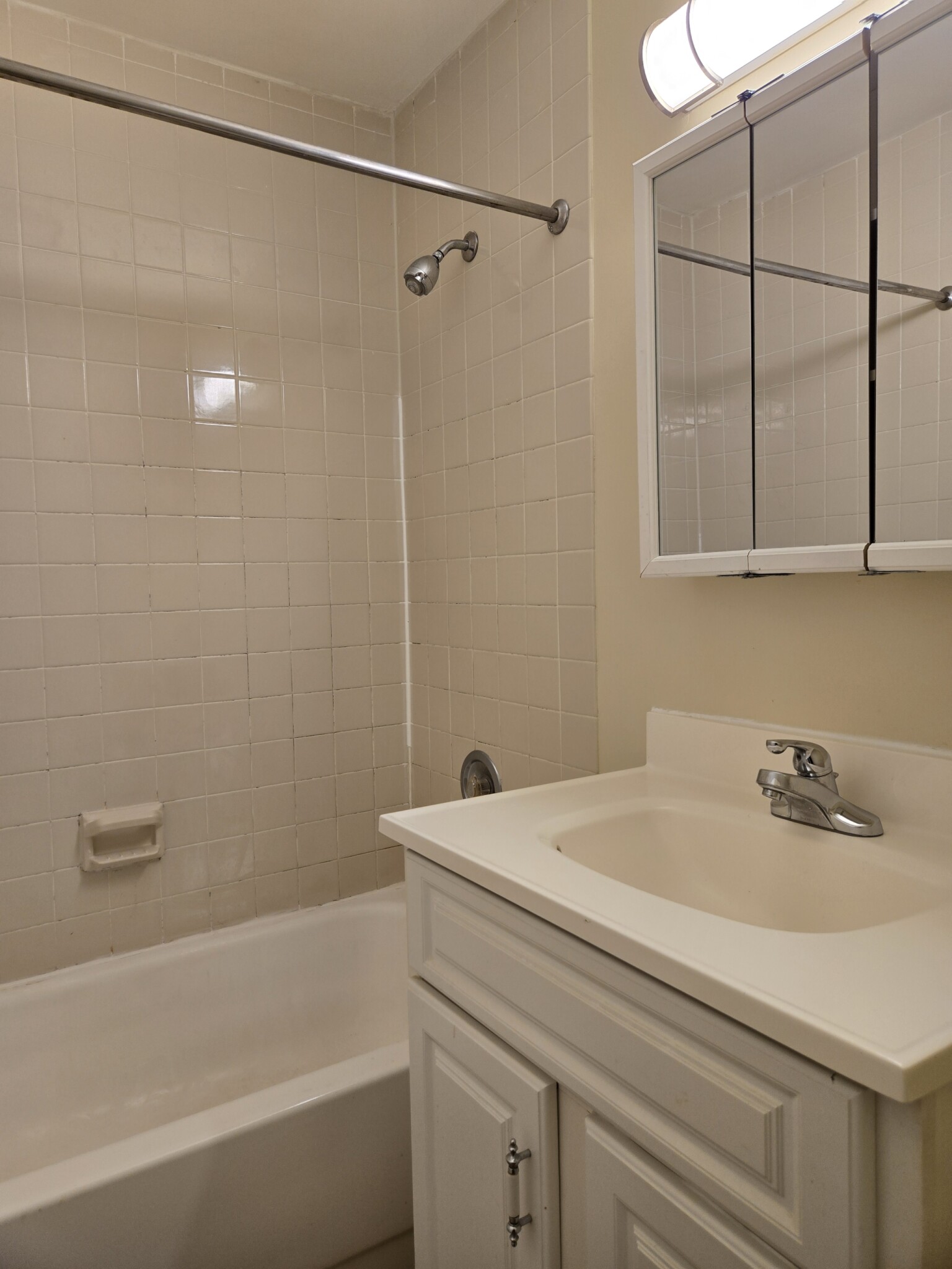 2 bed, 1.5 bath apartment for rent at 2251 Washington St Unit C, Newton Lower Falls — photo 9 of 15