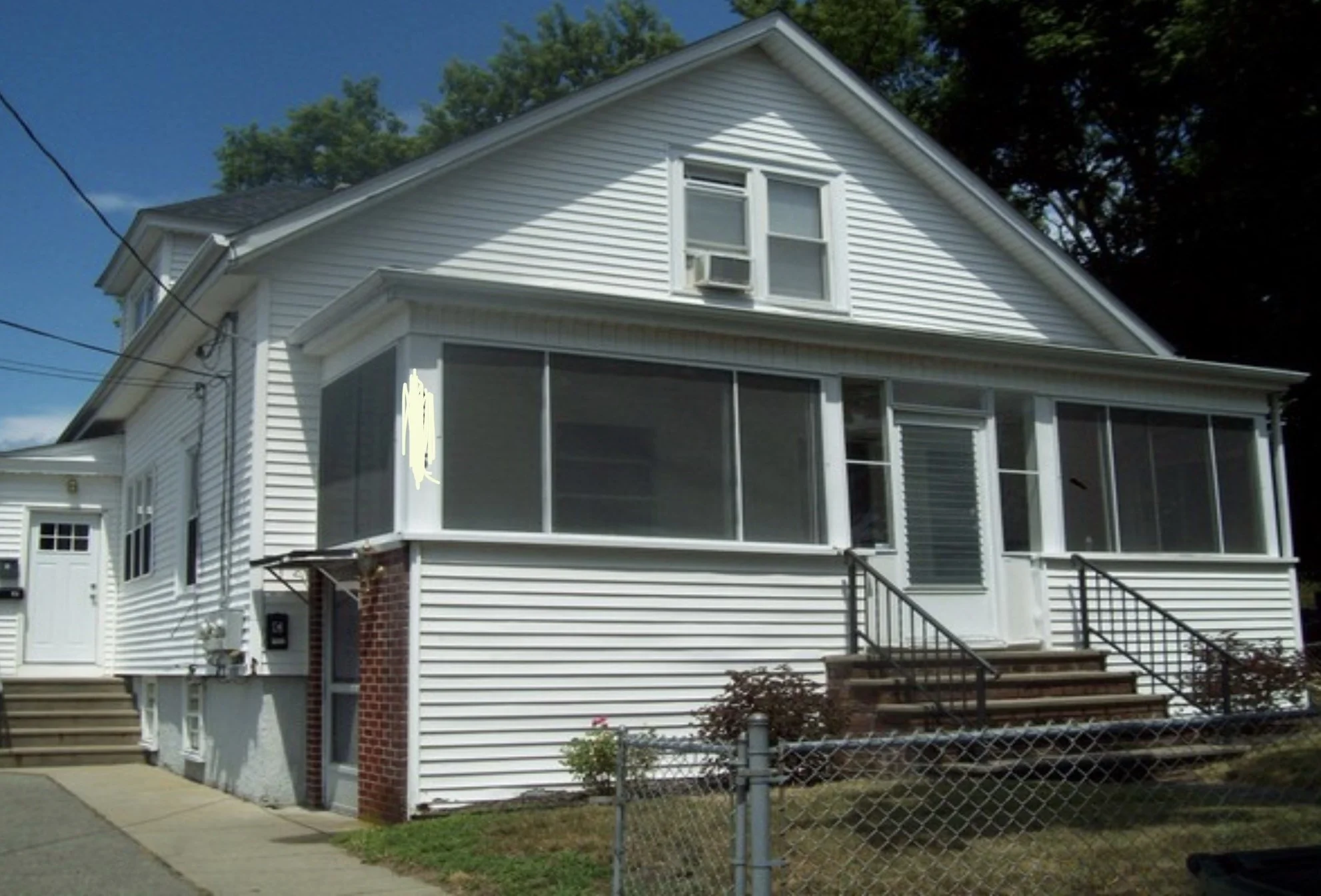 2 bed, 1 bath apartment for rent at 2255 S Main St Unit 2, Fall River — photo 5 of 5