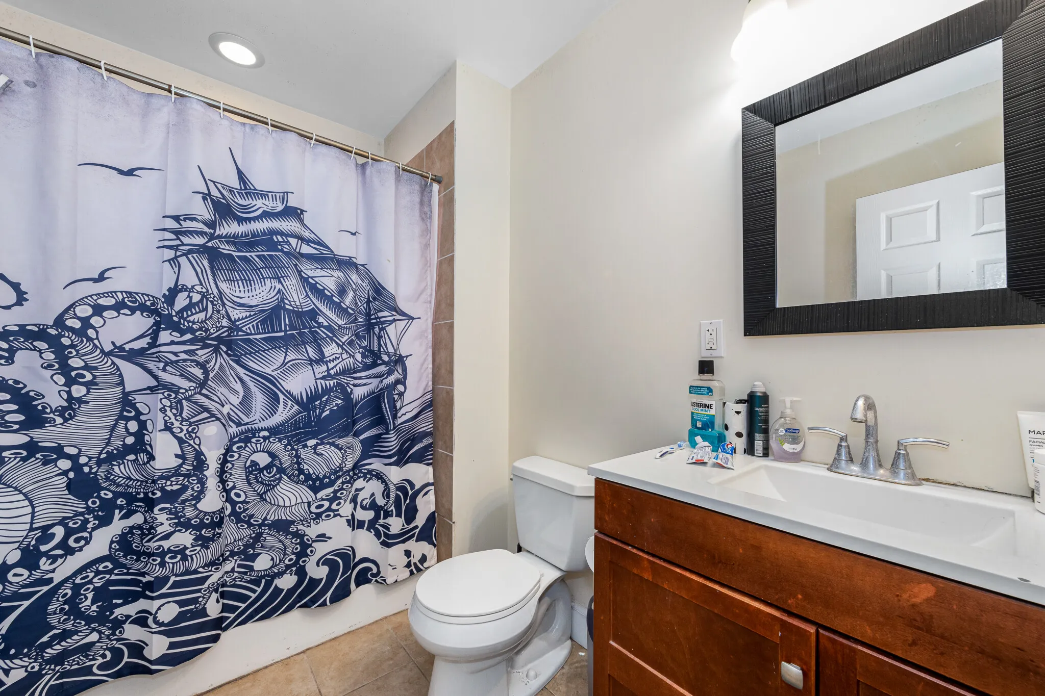 5 bed, 2 bath apartment for rent at 226 Calumet St Unit 1, Mission Hill — photo 8 of 18