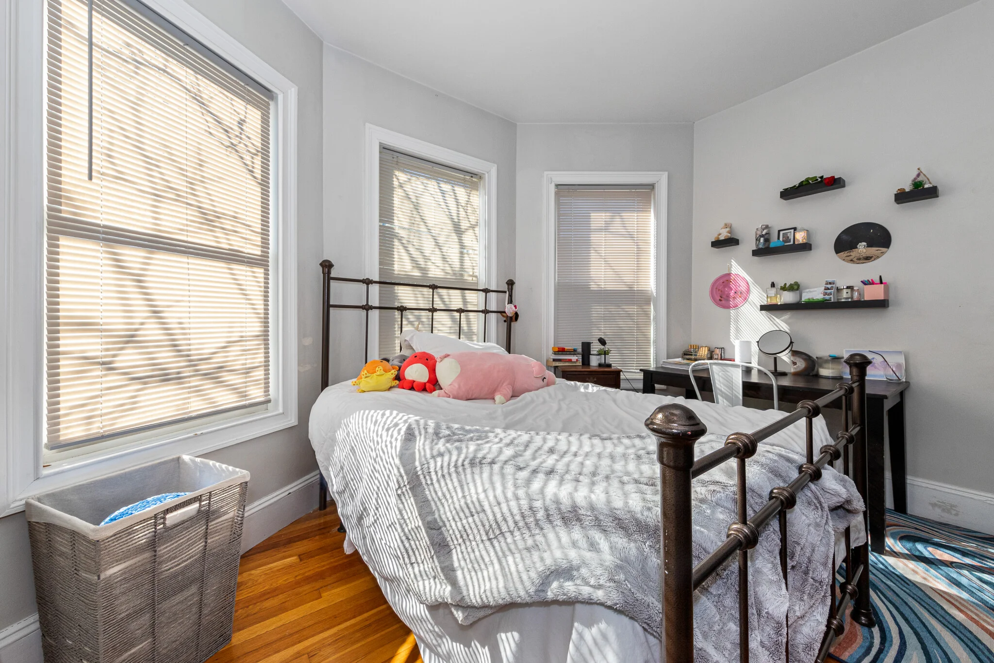 5 bed, 2 bath apartment for rent at 226 Calumet St Unit 1, Mission Hill — photo 17 of 18