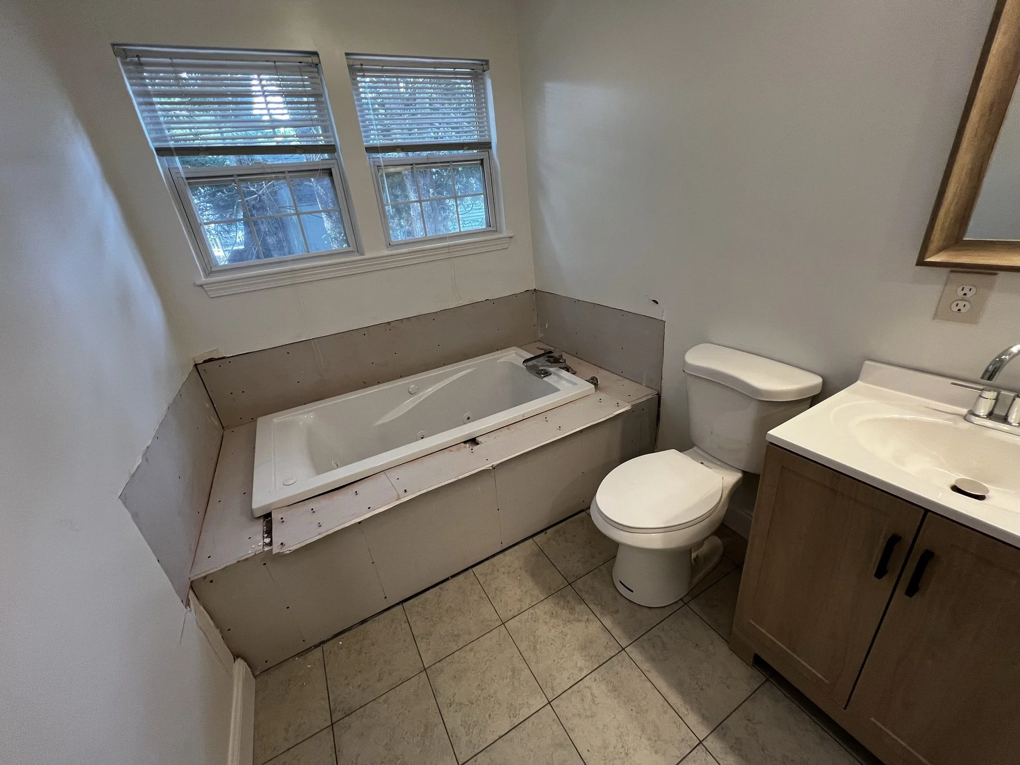 3 bed, 2 bath apartment for rent at 226 Dicenzo Blvd Unit 226, Marlborough — photo 30 of 42