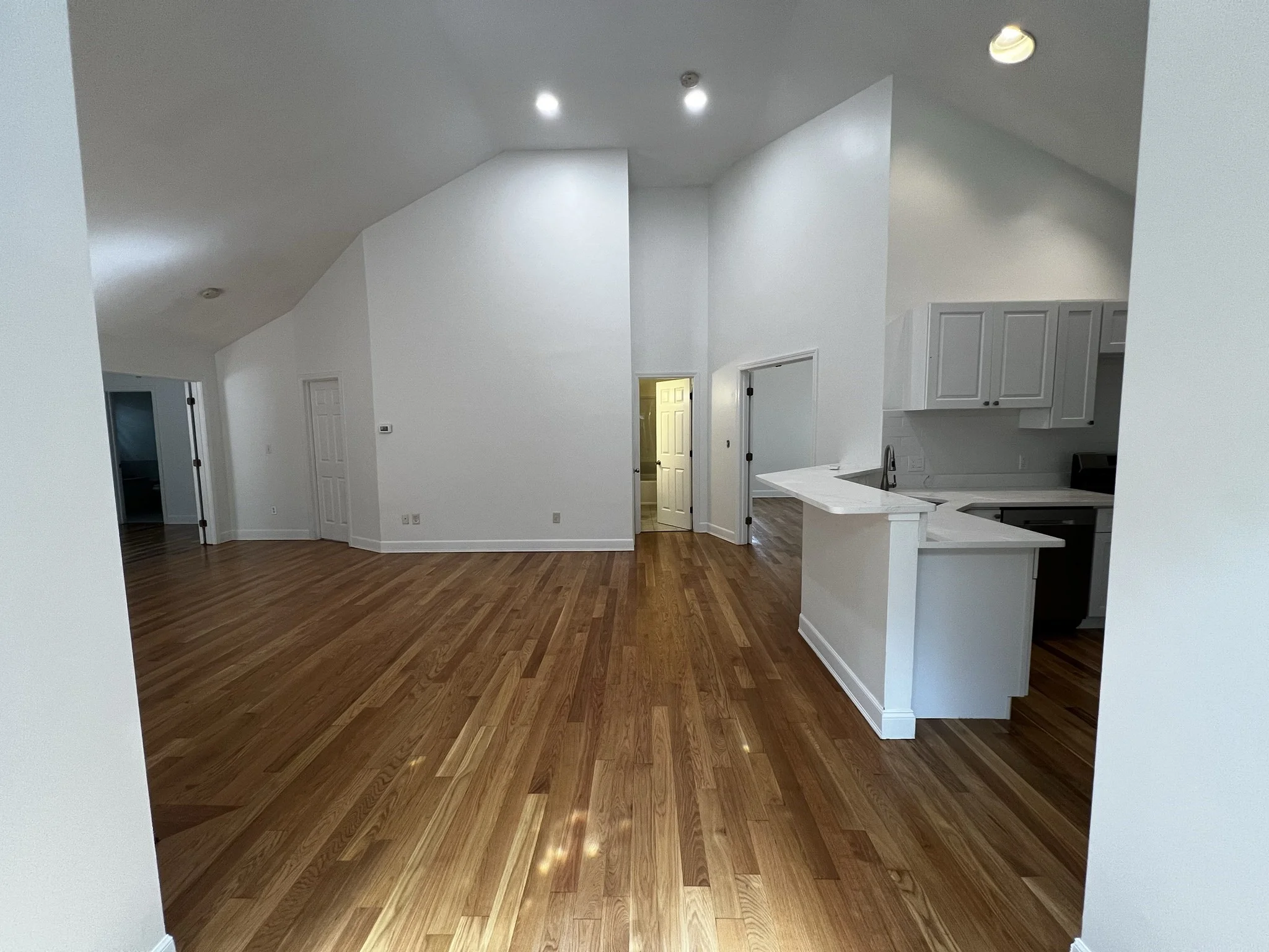 3 bed, 2 bath apartment for rent at 226 Dicenzo Blvd Unit 226, Marlborough — photo 7 of 42