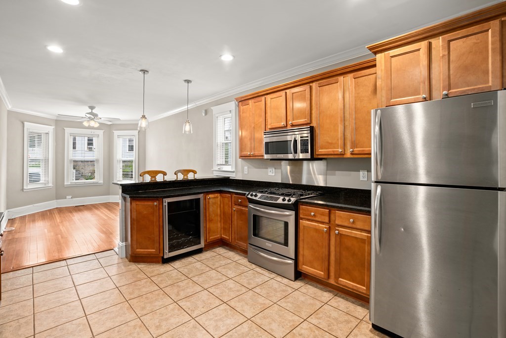 3 bed, 1 bath apartment for rent at 226 E Cottage St Unit 1, Dorchester — photo 7 of 14
