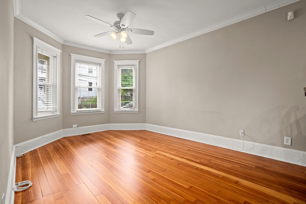 3 bed, 1 bath apartment for rent at 226 E Cottage St Unit 1, Dorchester — photo 4 of 14