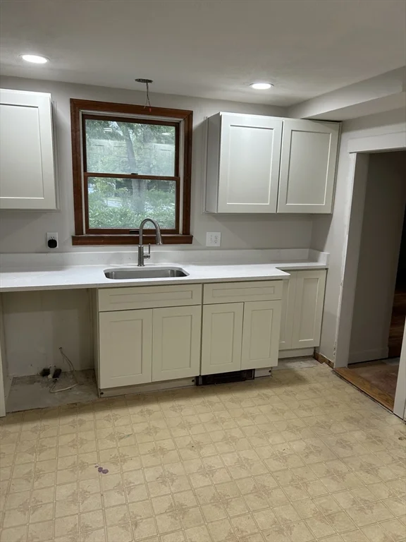 2 bed, 1 bath apartment for rent at 226 High St Unit 1, Whitman — photo 6 of 7