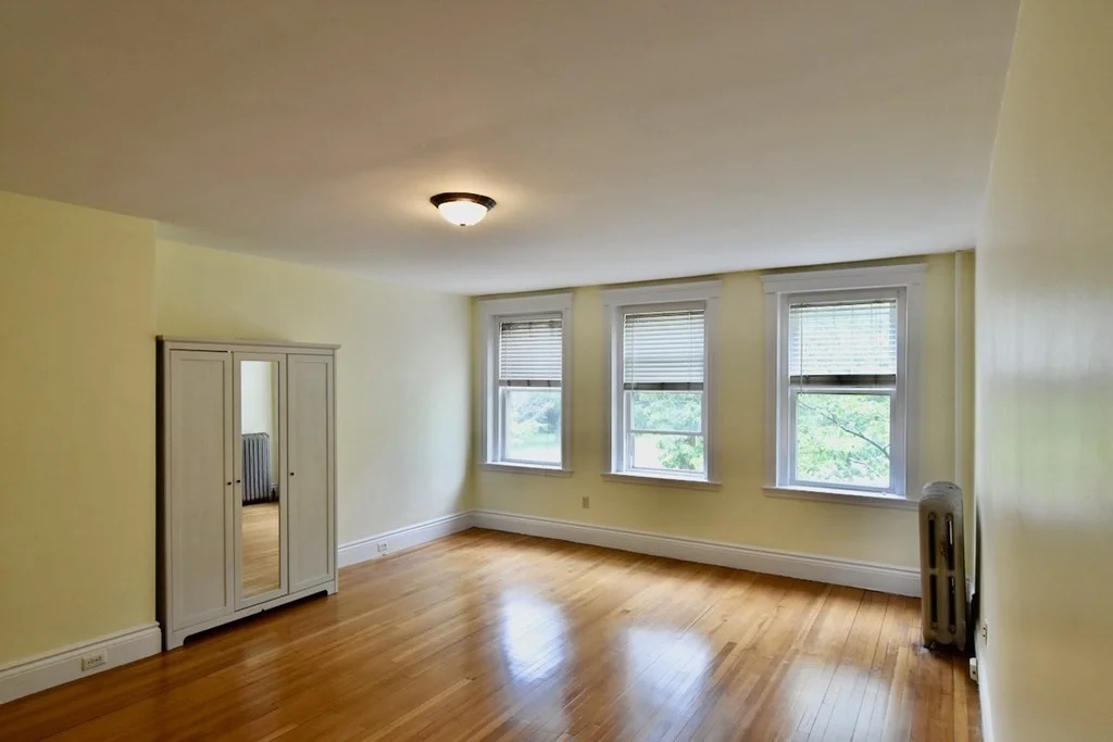1 bed, 1 bath apartment for rent at 226 Jamaicaway Unit 4, Jamaica Plain — photo 16 of 25