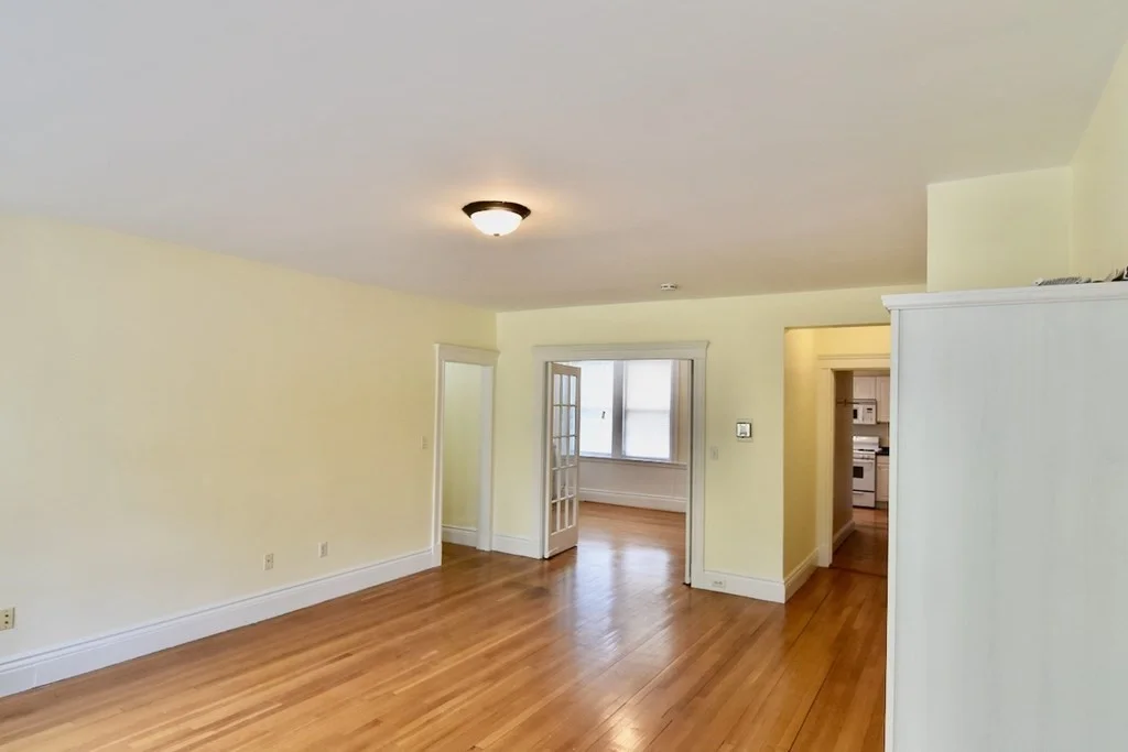 1 bed, 1 bath apartment for rent at 226 Jamaicaway Unit 4, Jamaica Plain — photo 13 of 25