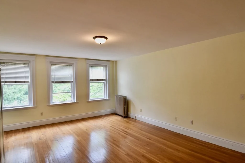 1 bed, 1 bath apartment for rent at 226 Jamaicaway Unit 4, Jamaica Plain — photo 14 of 25