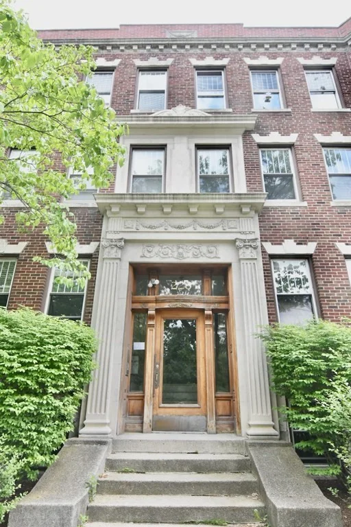 1 bed, 1 bath apartment for rent at 226 Jamaicaway Unit 4, Jamaica Plain — photo 25 of 25