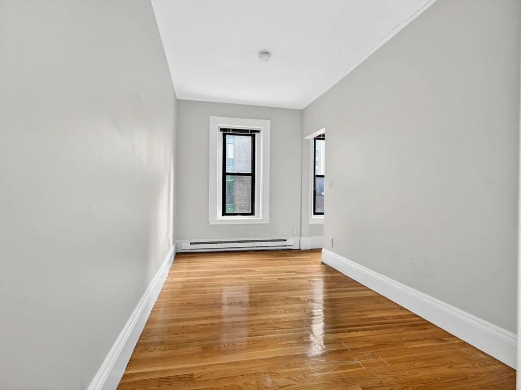 1 bed, 1 bath apartment for rent at 226 Newbury St Unit 42, Back Bay — photo 6 of 12
