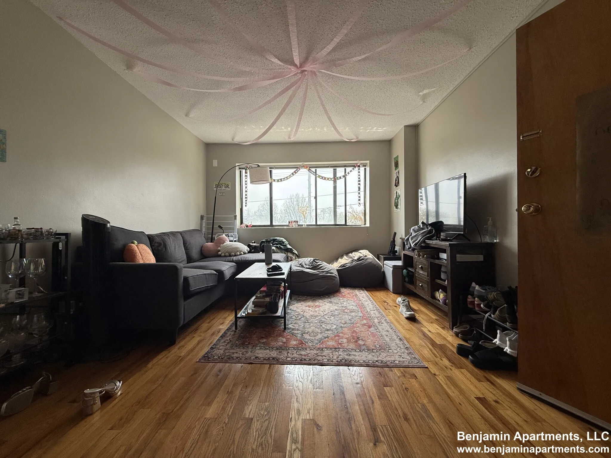 2 bed, 1 bath apartment for rent at 226 Parker Hill Ave Unit 14, Mission Hill — photo 1 of 6