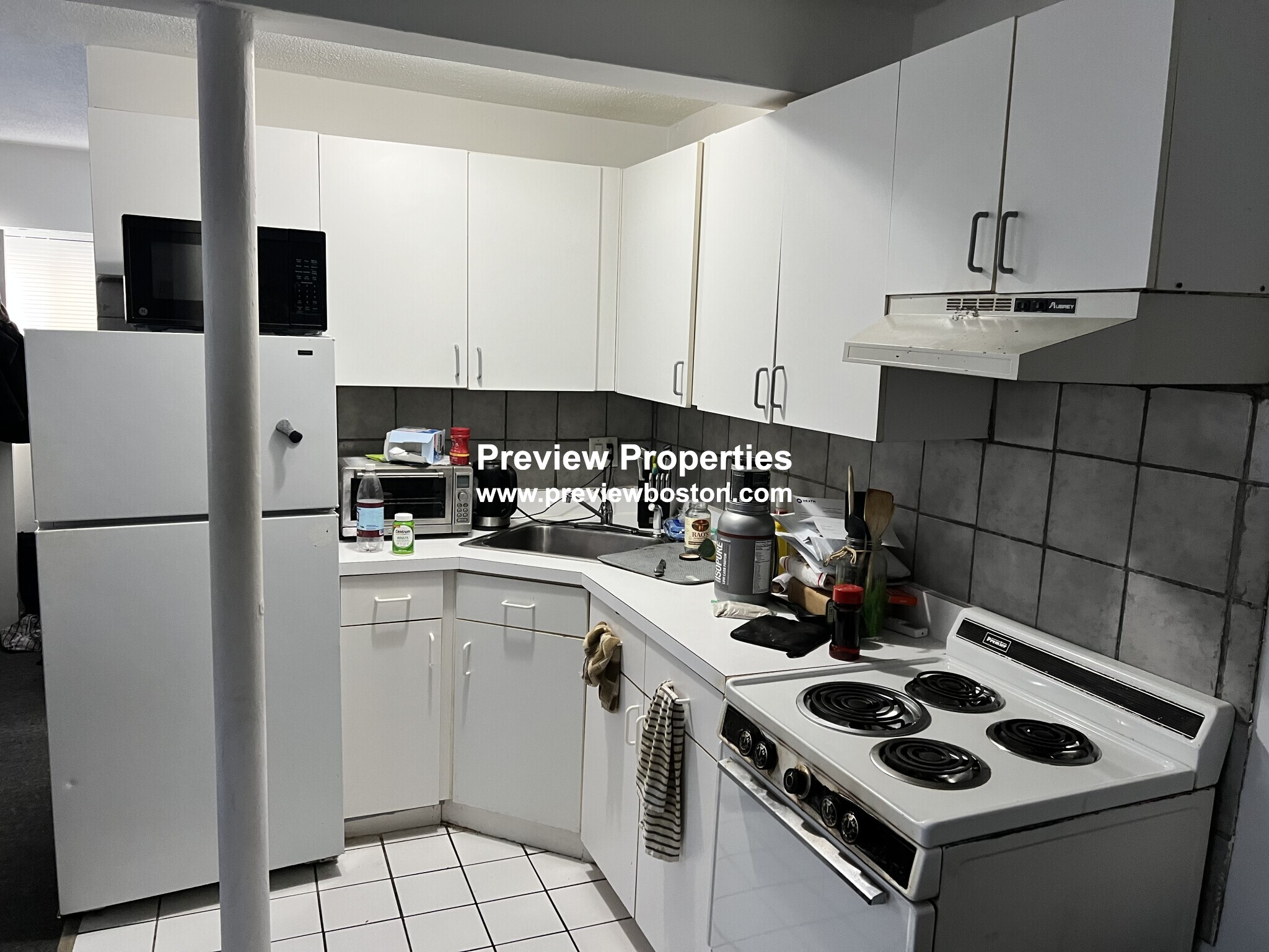 Studio bed, 1 bath apartment for rent at 226 Parker Hill Ave Unit 3P, Mission Hill — photo 4 of 6
