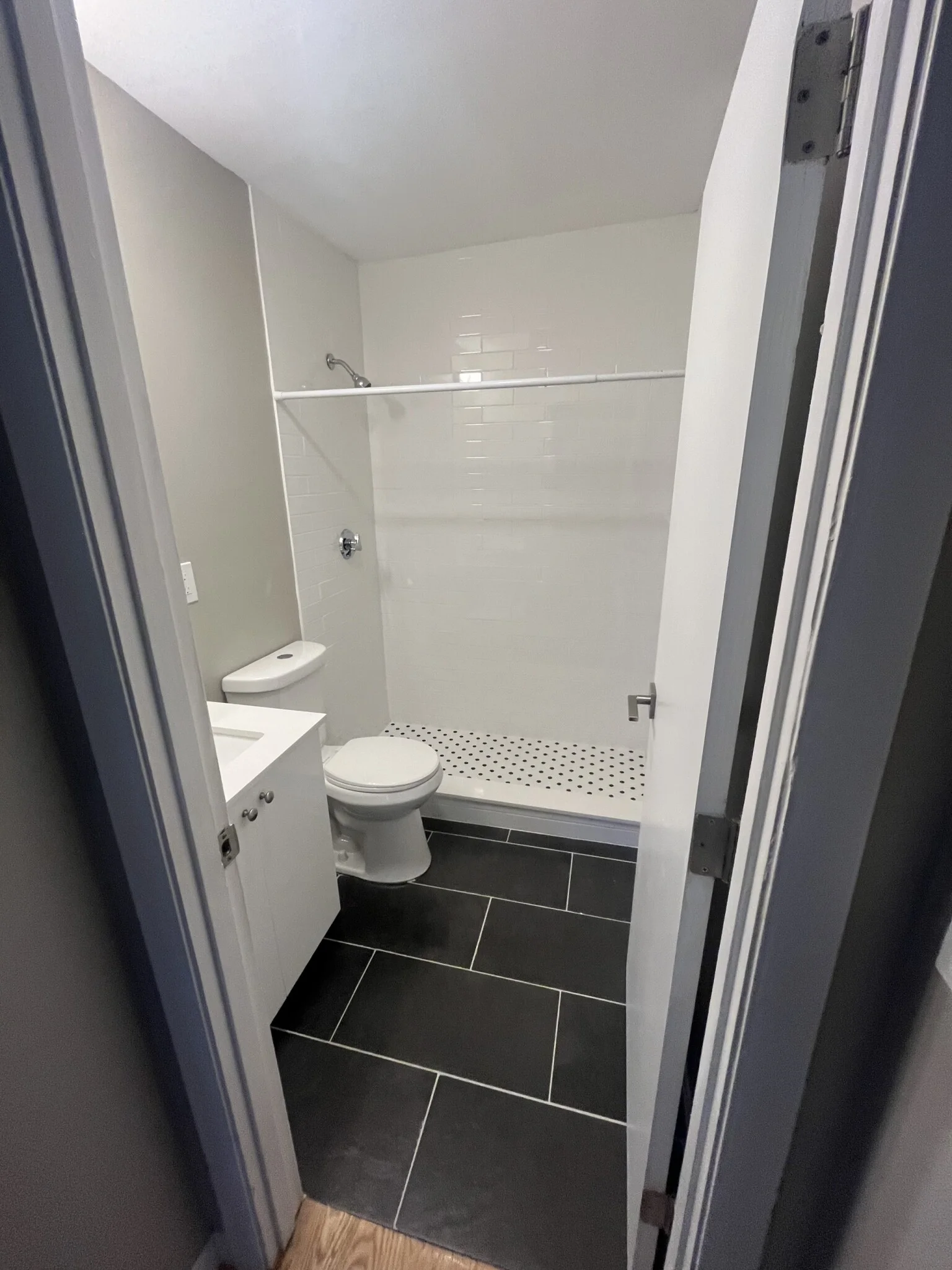 2 bed, 1 bath apartment for rent at 226 Parker Hill Ave Unit 6, Mission Hill — photo 6 of 6