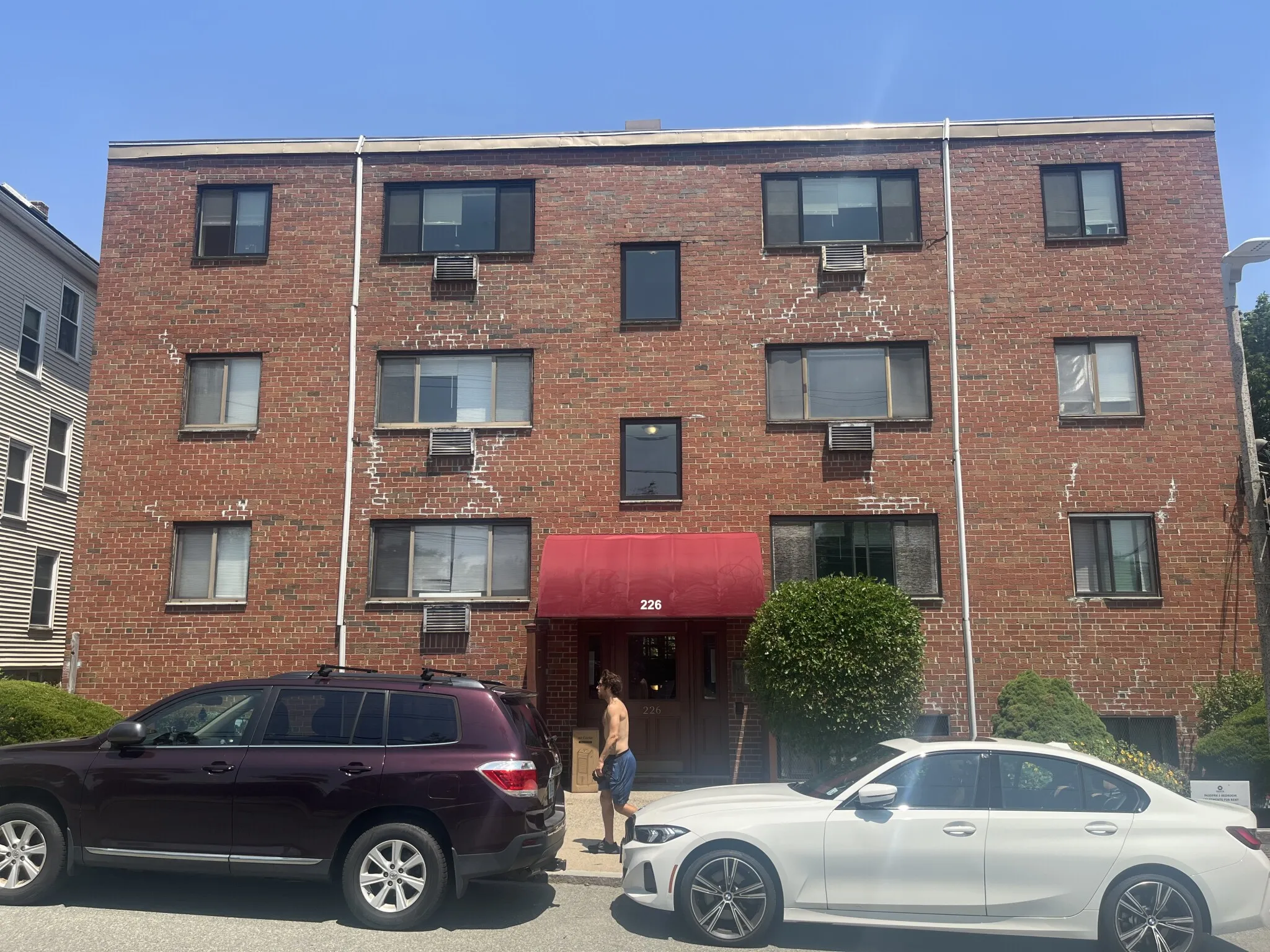 2 bed, 1 bath apartment for rent at 226 Parker Hill Ave Unit 7, Mission Hill — photo 8 of 9
