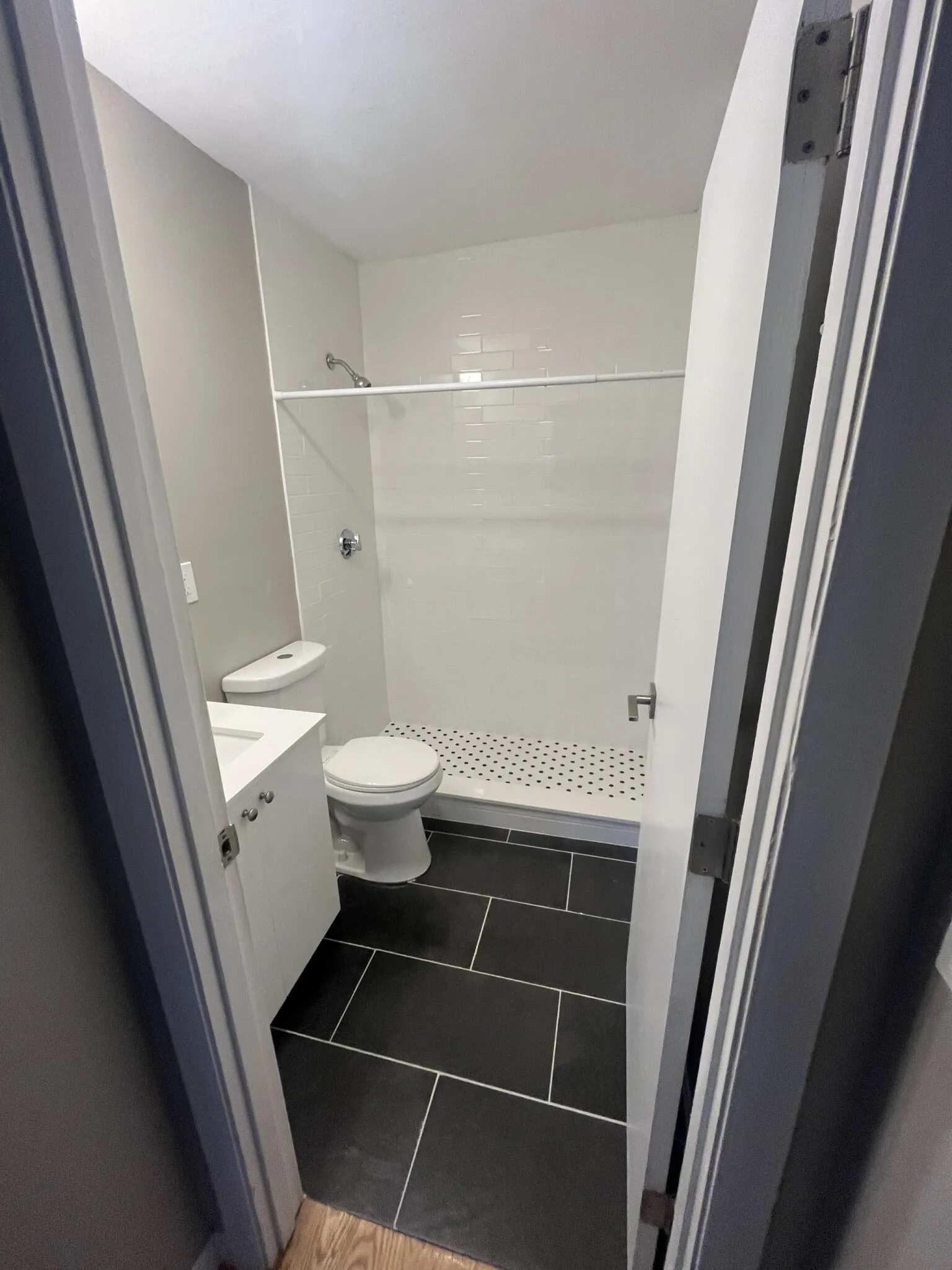 2 bed, 1 bath apartment for rent at 226 Parker Hill Ave Unit 9, Mission Hill — photo 3 of 3