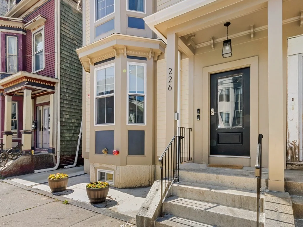 2 bed, 2 bath apartment for rent at 226 Saratoga St, East Boston — photo 1 of 23