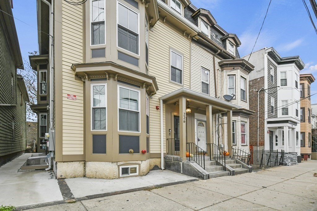 2 bed, 2 bath apartment for rent at 226 Saratoga St Unit 2, East Boston — photo 19 of 21
