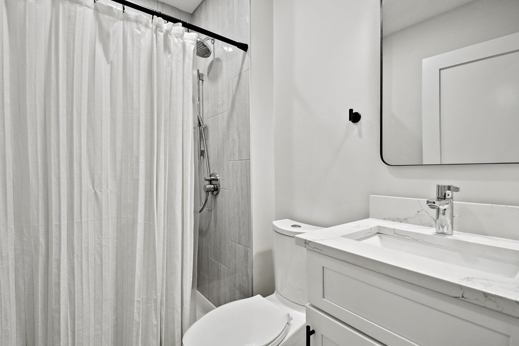 2 bed, 2 bath apartment for rent at 226 Saratoga St Unit 2, East Boston — photo 15 of 21